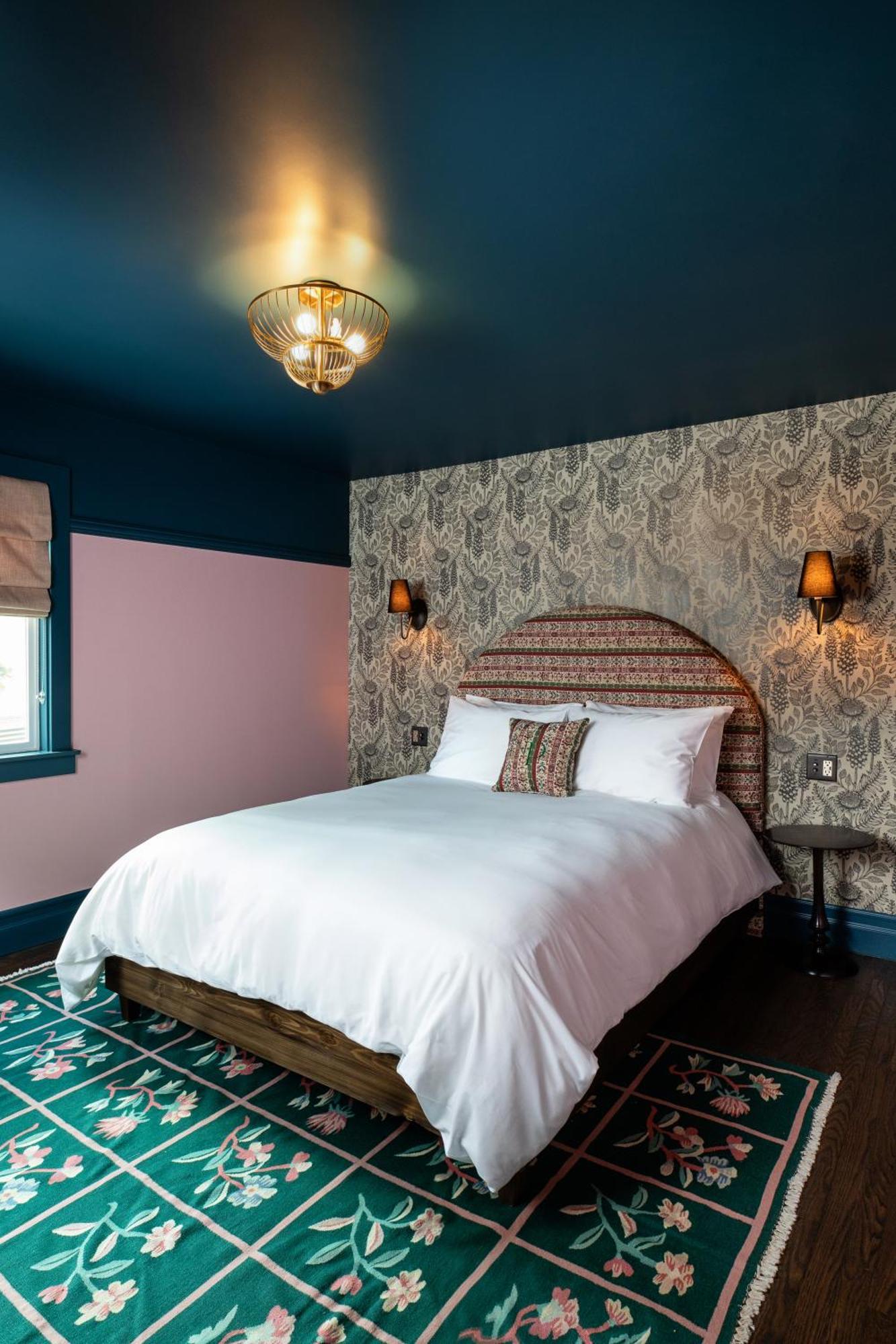 Np Boutique Lodge Биг Бэар Лейк Номер фото
